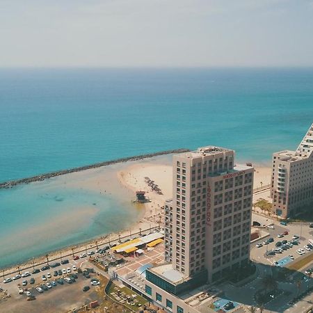 מגדל אלמוג חיפה - דירות "בלו ביץ'" על הים Buitenkant foto